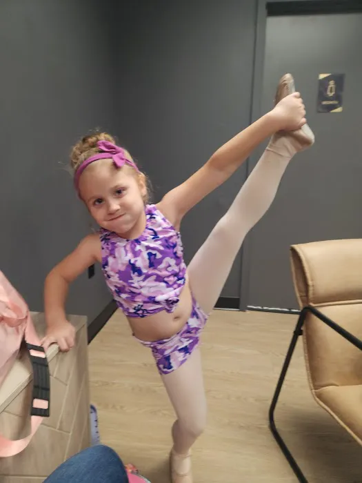 BCV Dance Center (Formerly Ballet With Cindee Velle) Picture 9