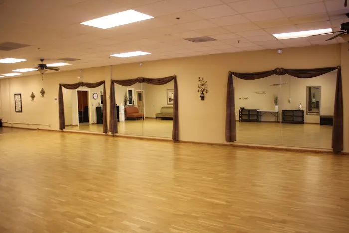 Arthur Murray Dance Studio of Columbia Picture 3
