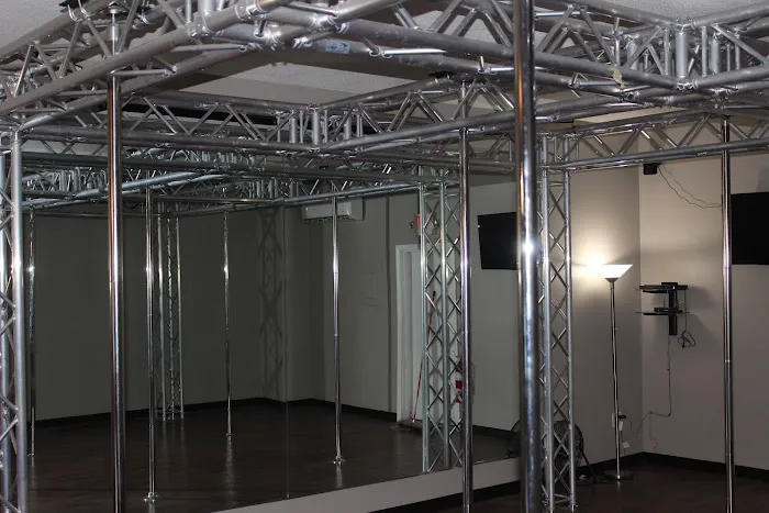 Center Stage Fitness & Aerial Arts LLC Picture 1
