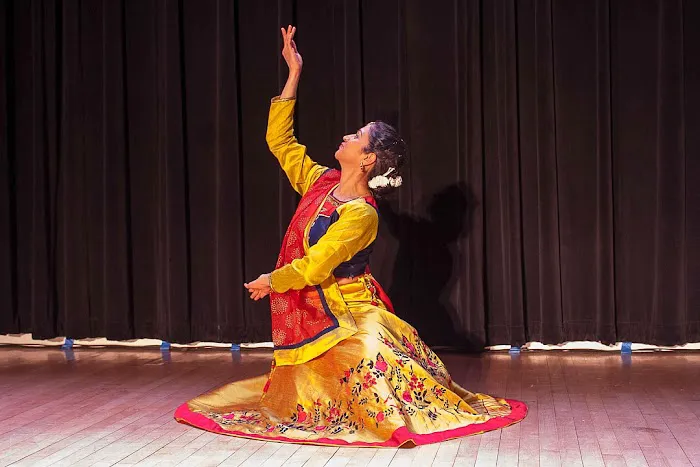 Himanshi Dance Academy Picture 4