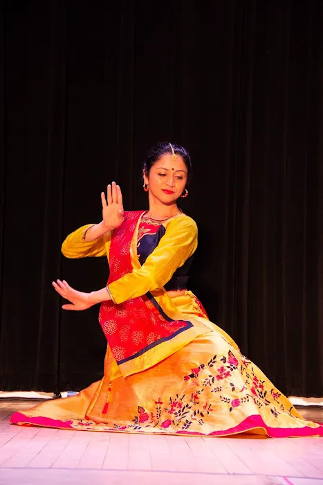 Himanshi Dance Academy Picture 5