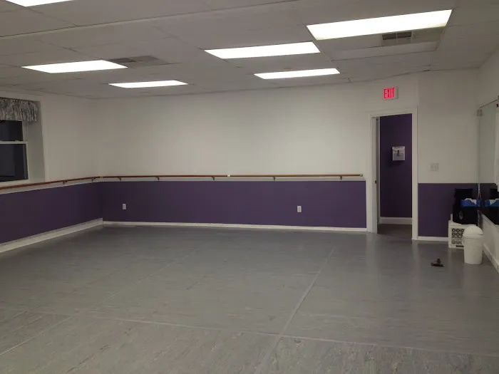 Step By Step Studio of Dance Picture 7