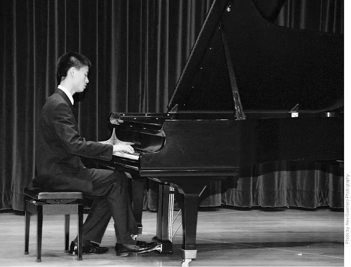 Academy of Fine Arts Picture 6