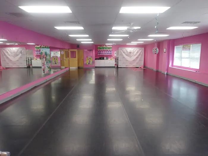 Spotlight Dance Academy Picture 1