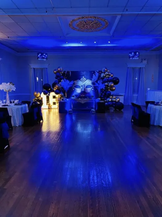 Magenta Dance Place Picture 4