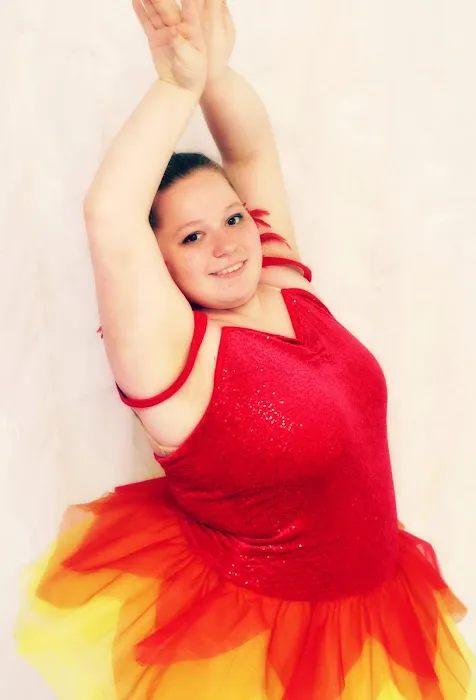 The Cadouxdle Dance Studio Picture 9