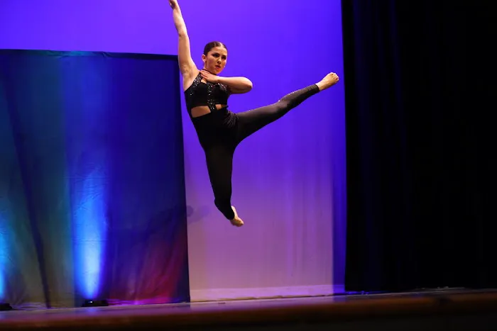 Center Stage Dance Studio Picture 7