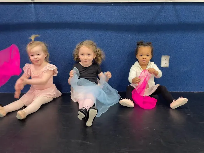 Creative Dance Workshop of Bow Picture 7