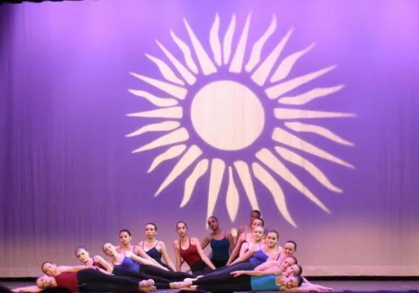Turning Pointe Center Of Dance Pembroke Picture 1