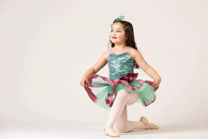 Unbound Dance Academy Picture 2