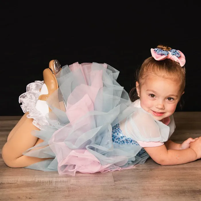 5-6-7-8 Dance Studio Picture 6