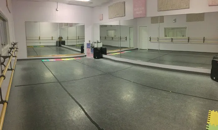 Lisa Pilato Dance Center Picture 2