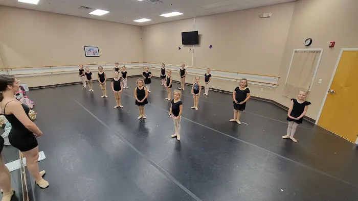 Live Love Dance Studio Picture 10