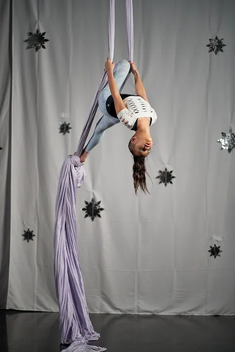 Aerial Candy Picture 8