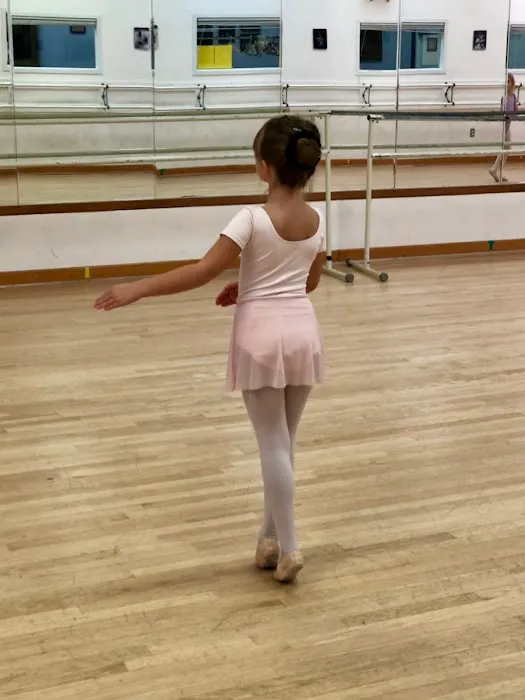 Virginia Ballet Company & School Picture 3