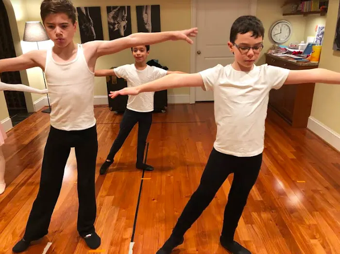 Attitude en Pointe LLC Picture 1