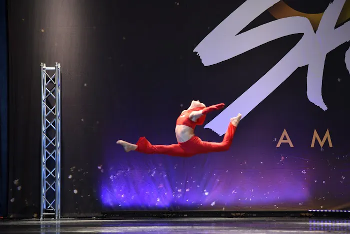 Apple's Dance Lab Picture 4