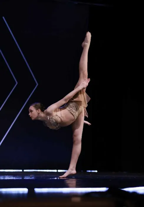 Apple's Dance Lab Picture 6