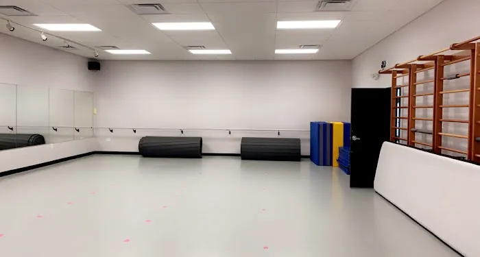 Sandra Lynn's School of Dance Picture 3