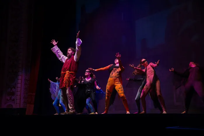 Stage Right! Picture 4