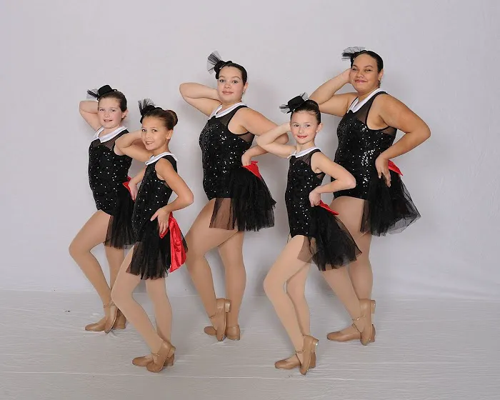 Sandra Lynn's Sch of Dance NEW Picture 3