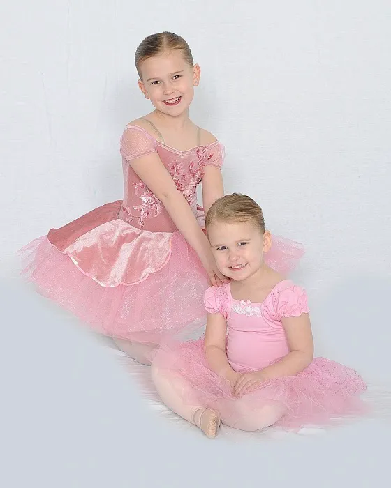 Sandra Lynn's Sch of Dance NEW Picture 2
