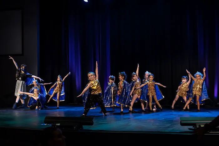 Lua Dance Club Studio Picture 1
