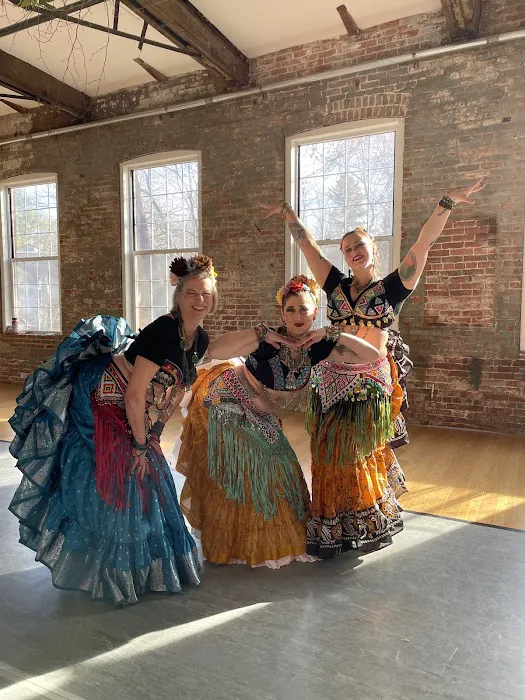 Stormbirds Belly Dance Picture 2