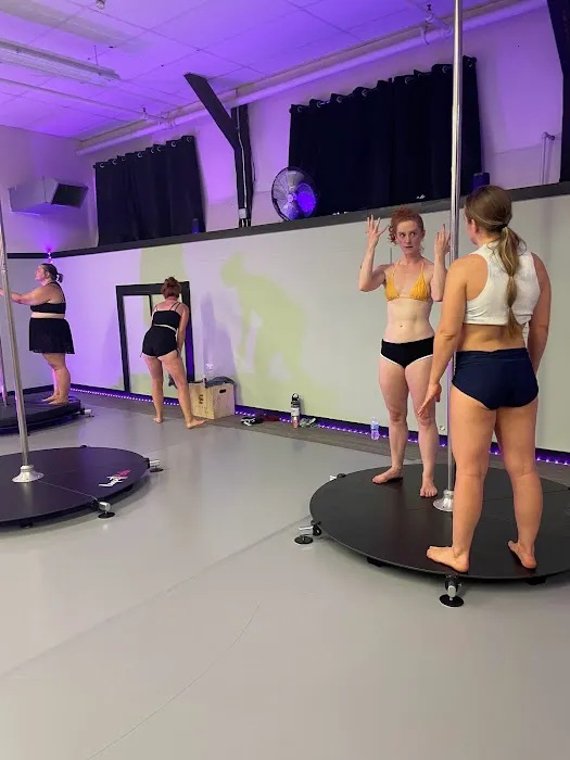 River's Way Movement Studio Picture 10