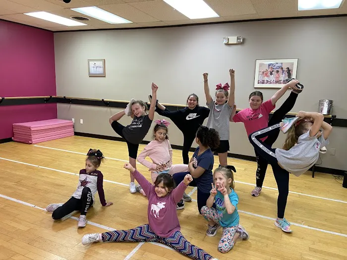 Dance DiNamics Picture 2