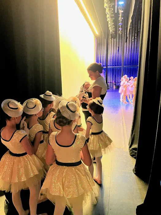 Drive Dance Company Picture 5