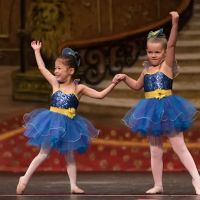 Tiny Dancers ico