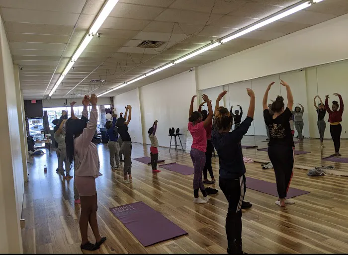 Adorn Dance & Fitness Picture 8