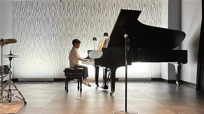 Expressions Music Academy Picture 3