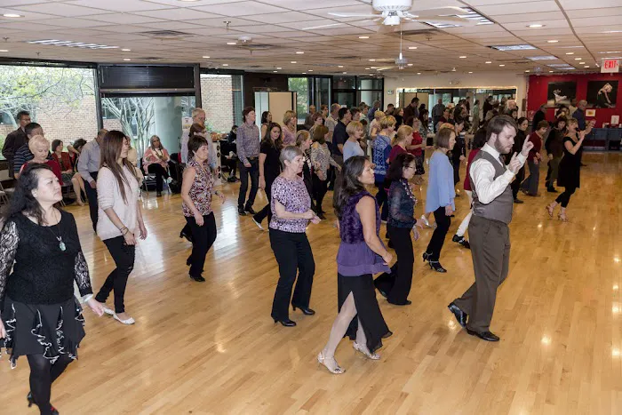 Elegant Dancing Picture 4
