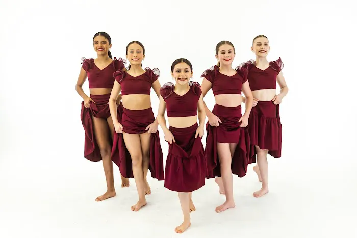 Stage Door Dance Studio Picture 1