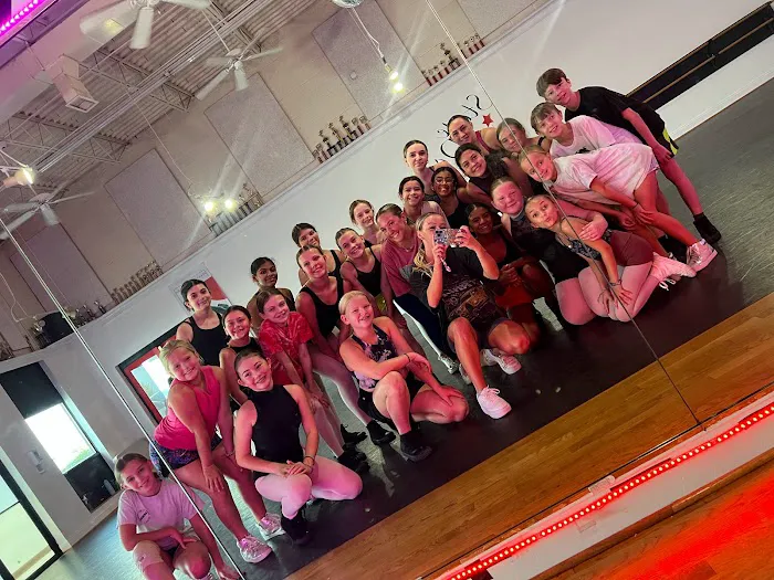 Stage Door Dance Studio Picture 3