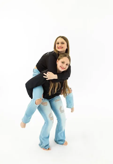 Stage Door Dance Studio Picture 7