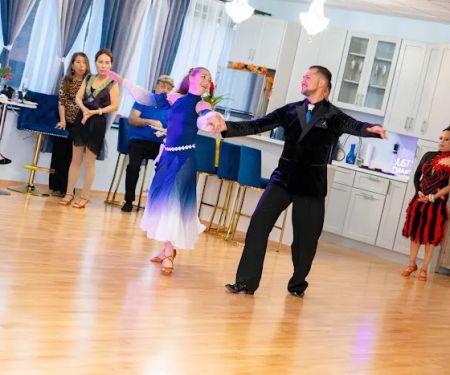 LatinCross Dance Studio