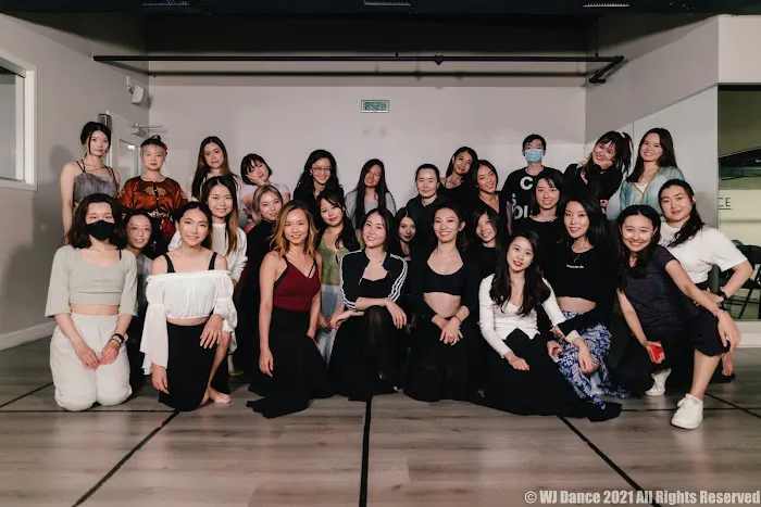 WJ DANCE Picture 2