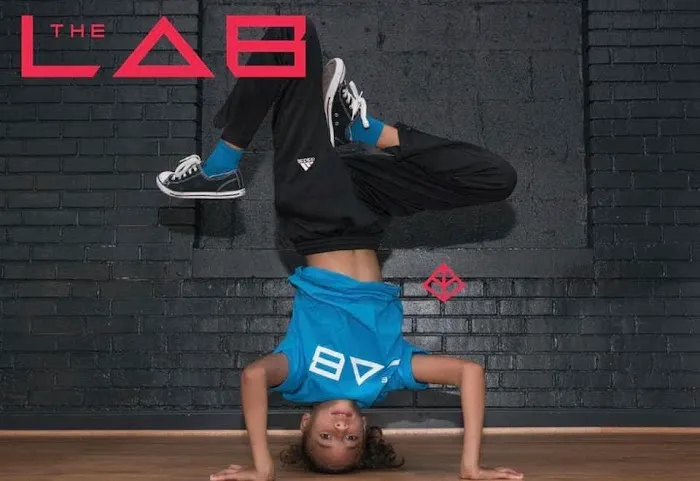 ALL10 Breaking Picture 6