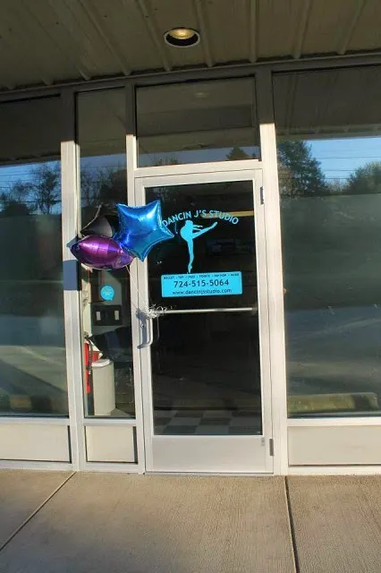 Dancin J's Studio Picture 7