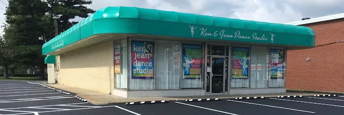 Ken & Jean Dance Studio Picture 4