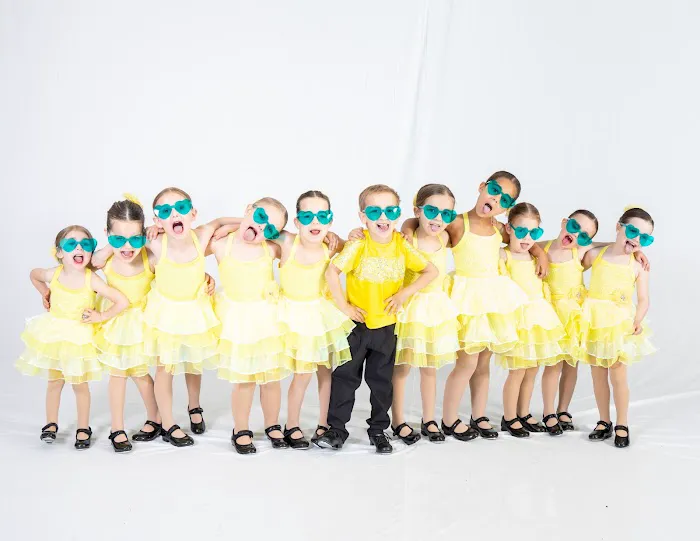 Elements Dance Center Picture 2