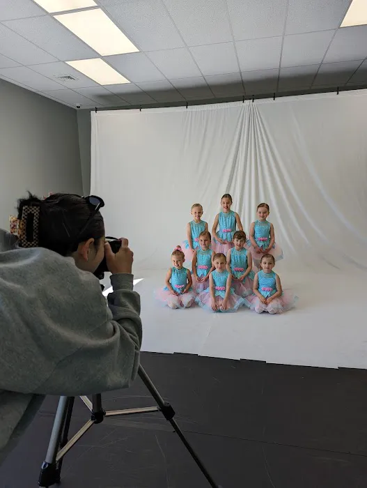 Elements Dance Center Picture 4