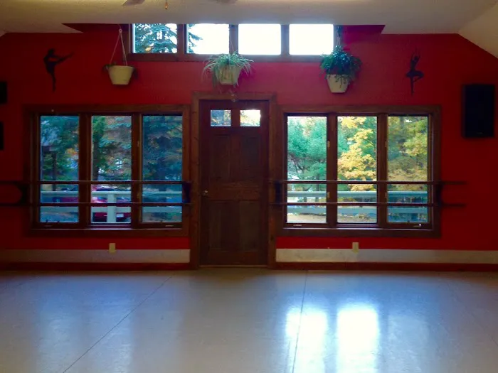 Edgewater Academy of Dance Picture 4