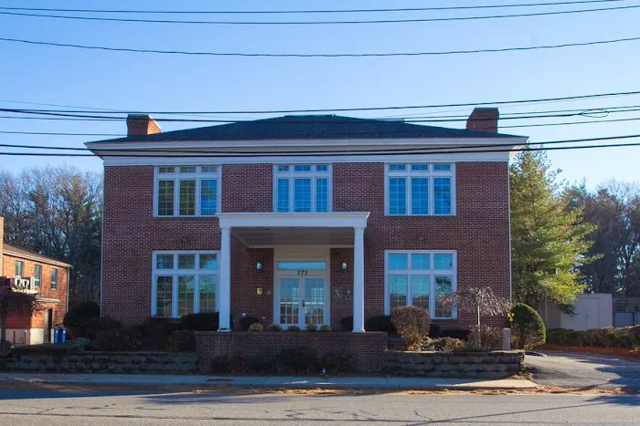 db studios of Burlington Picture 4