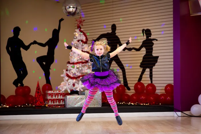Acrobatic Rock'n'Roll Academy Picture 10