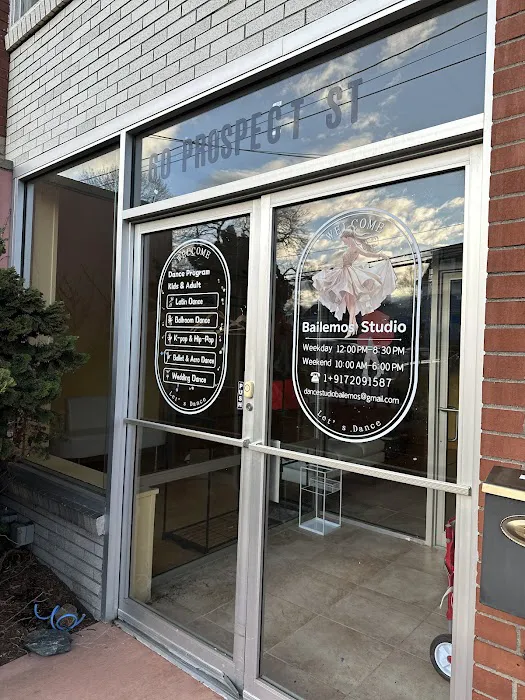 Bailemos Dance Studio- Waltham Picture 3