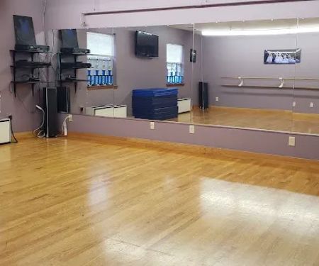 Step By Step Dance Studio